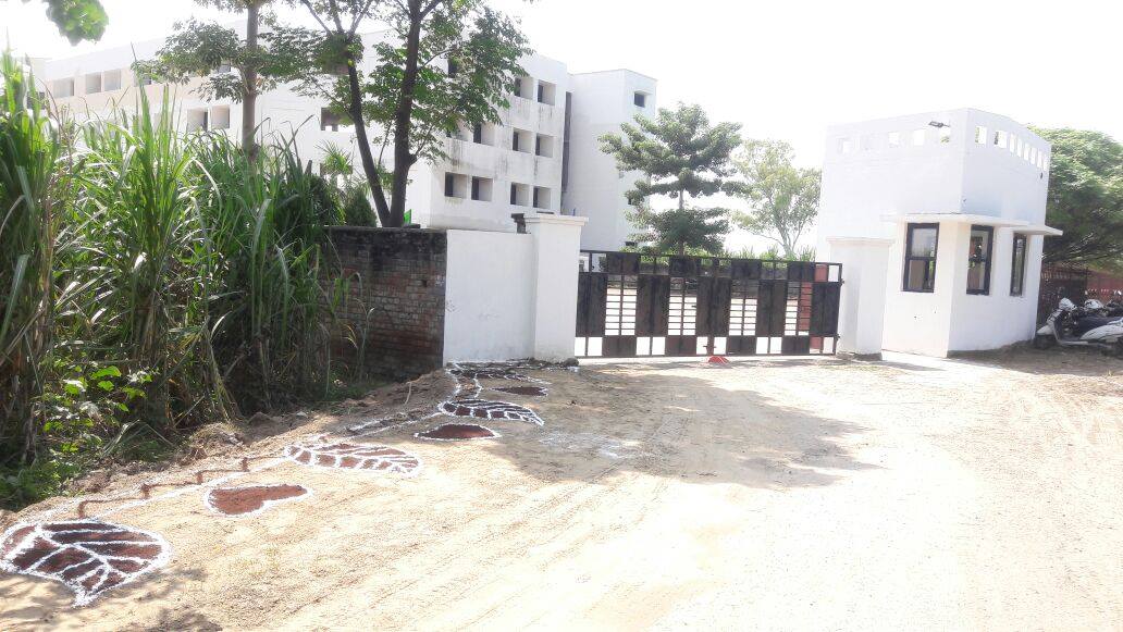 SCHOOL BUILDING PHOTOGRAPHS (10)